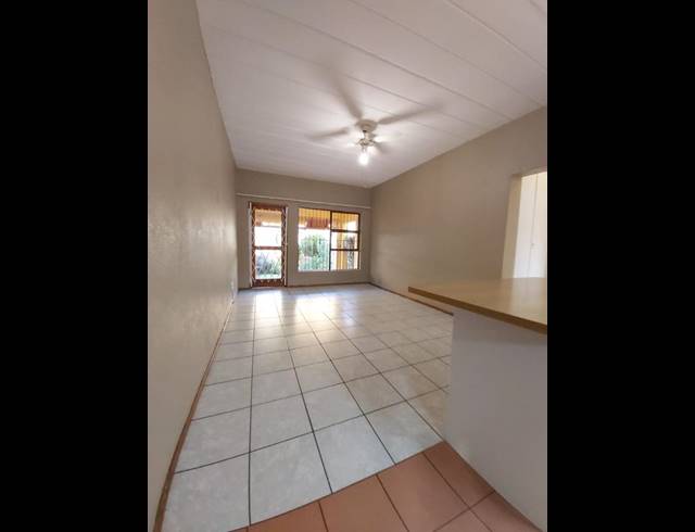 0 BEDROOM APARTMENT FOR SALE IN SUNDOWNER